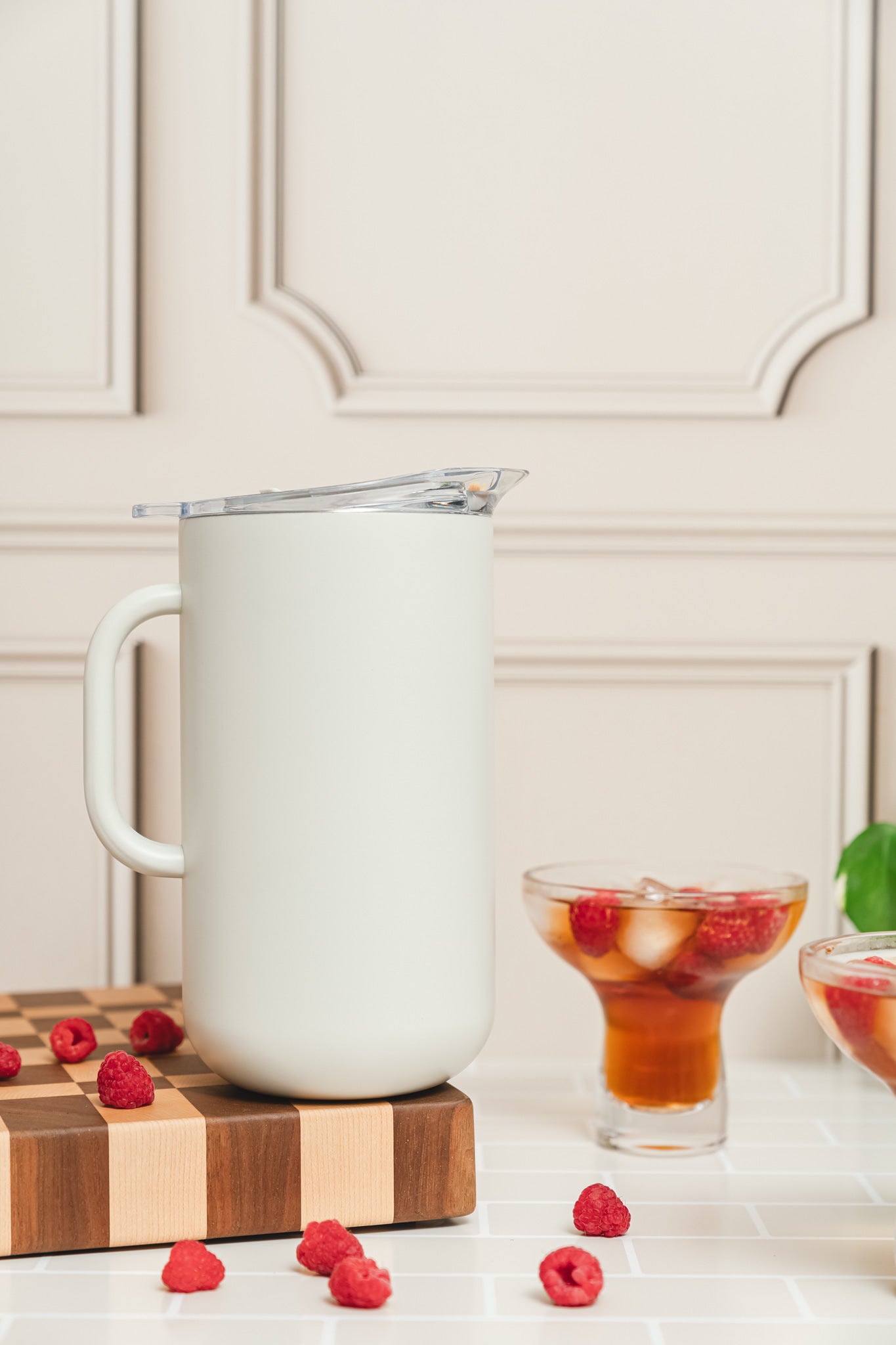 Vacuum-Insulated 2L Pitcher in Bone