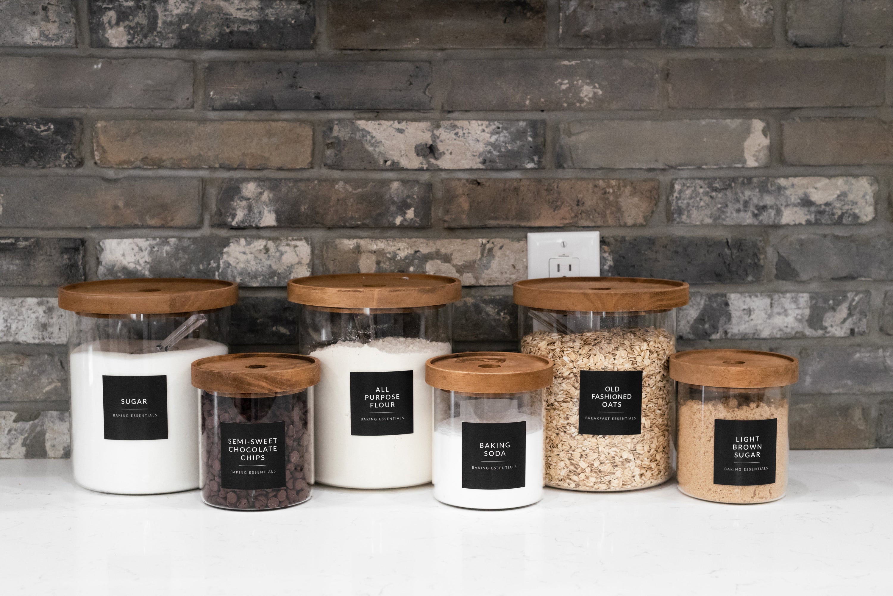Black Minimalist Pantry Labels by Savvy & Sorted — SAS00032