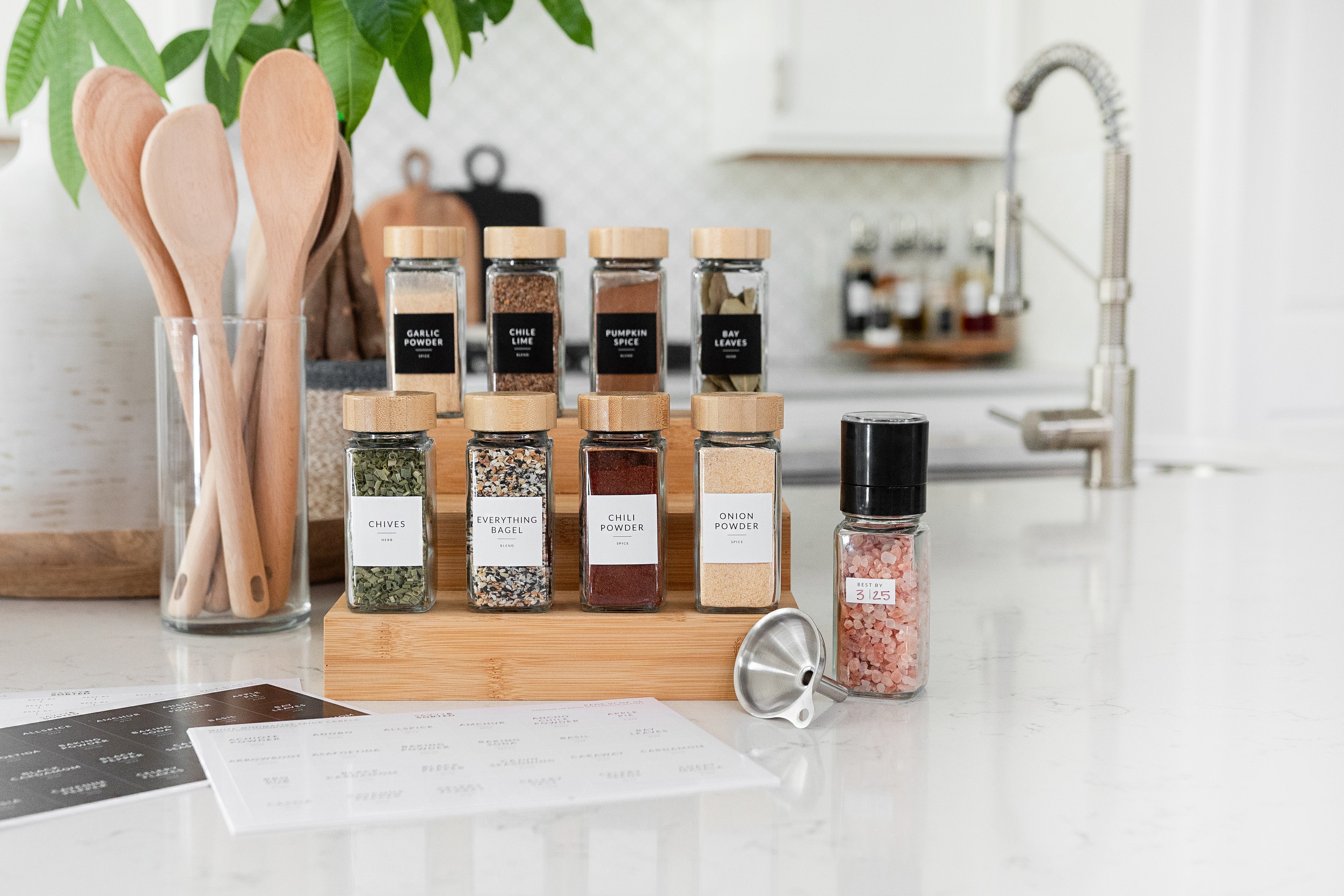 SAS00047-RECTANGLE BAMBOO SPICE JAR-DENA'S HOUSE-OCT 2023-34.jpg__PID:d979368c-8c9a-411c-acdc-8889e5858dc7