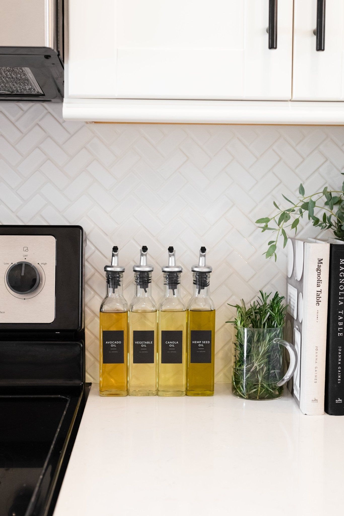 Black Minimalist Oil Labels - Savvy &amp; Sorted